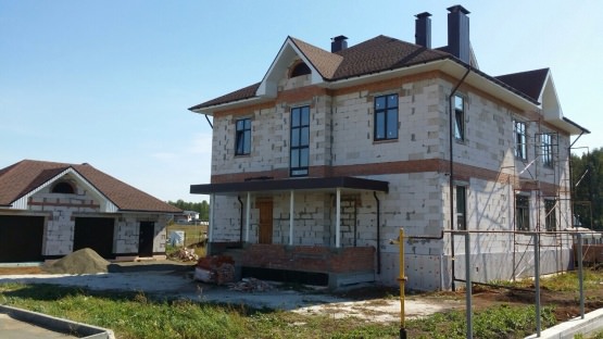 Дом из газоблока в п."Лесной Остров"