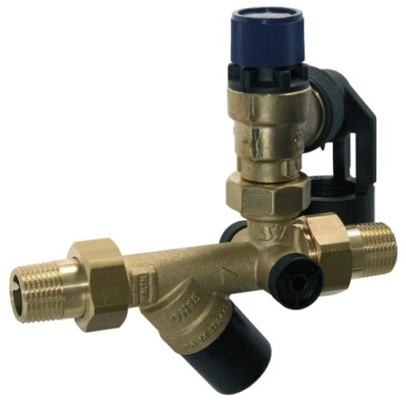 Группа безопасности для подключения  водонагревателей  объемом до 200л на 10 бар