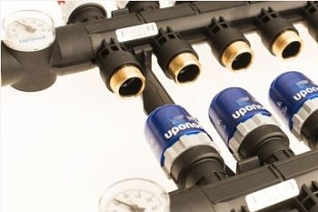 Пластиковый коллектор UPONOR Vario Plus LS 3/4" Euro на 1 выход с клапанами