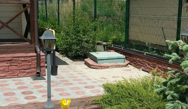 Септик на участке (автономная канализация) Септик на участке (автономная канализация)